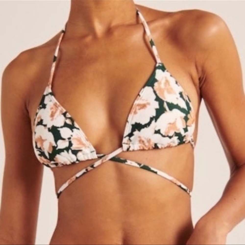 Abercrombie and Fitch women’s bikini top xsmall TOP ONLY